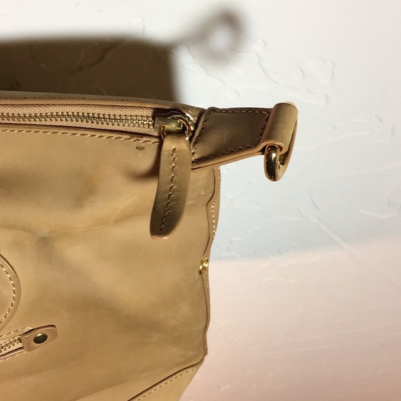 J Crew Leather Weekender Bag with Gold Hardware - Picture 5 of 9